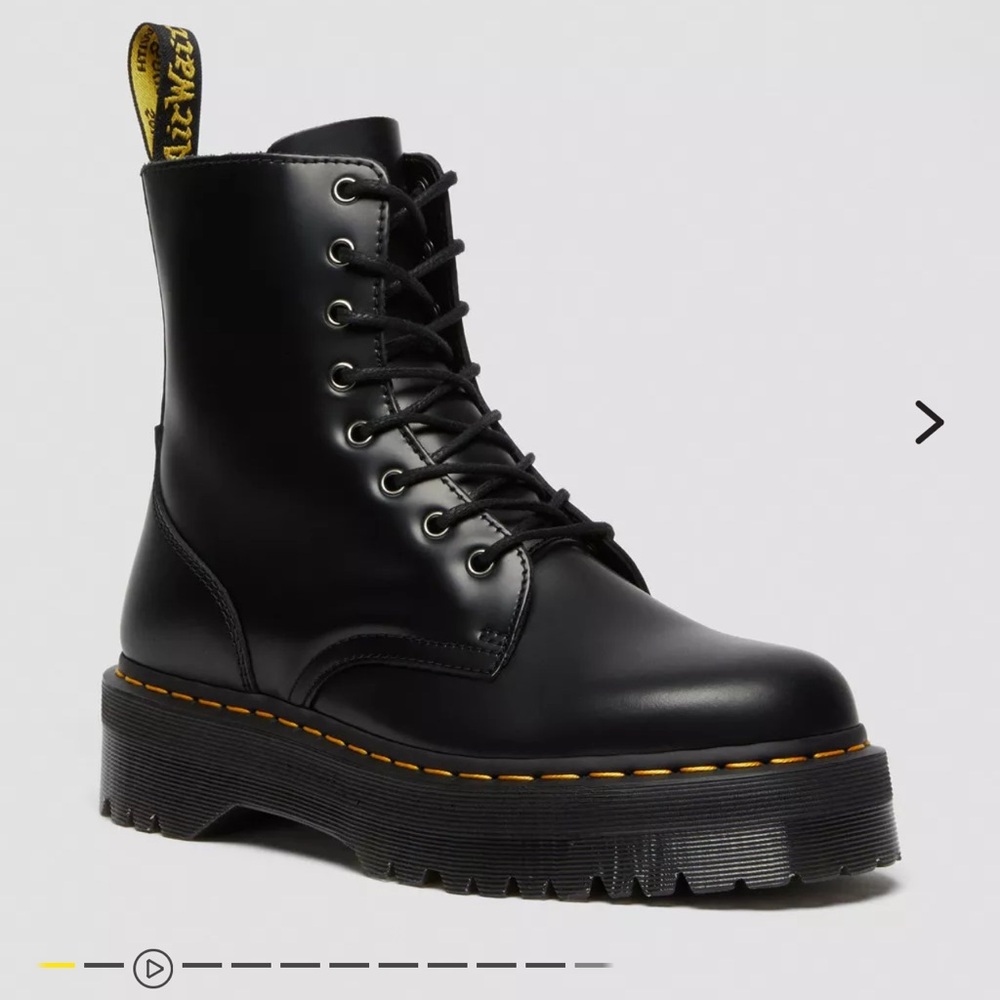 Doc Marten Jadon Boot - Black Leather Platform